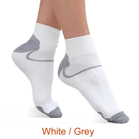Best Circulation Infrared Quarter Crew Socks - White